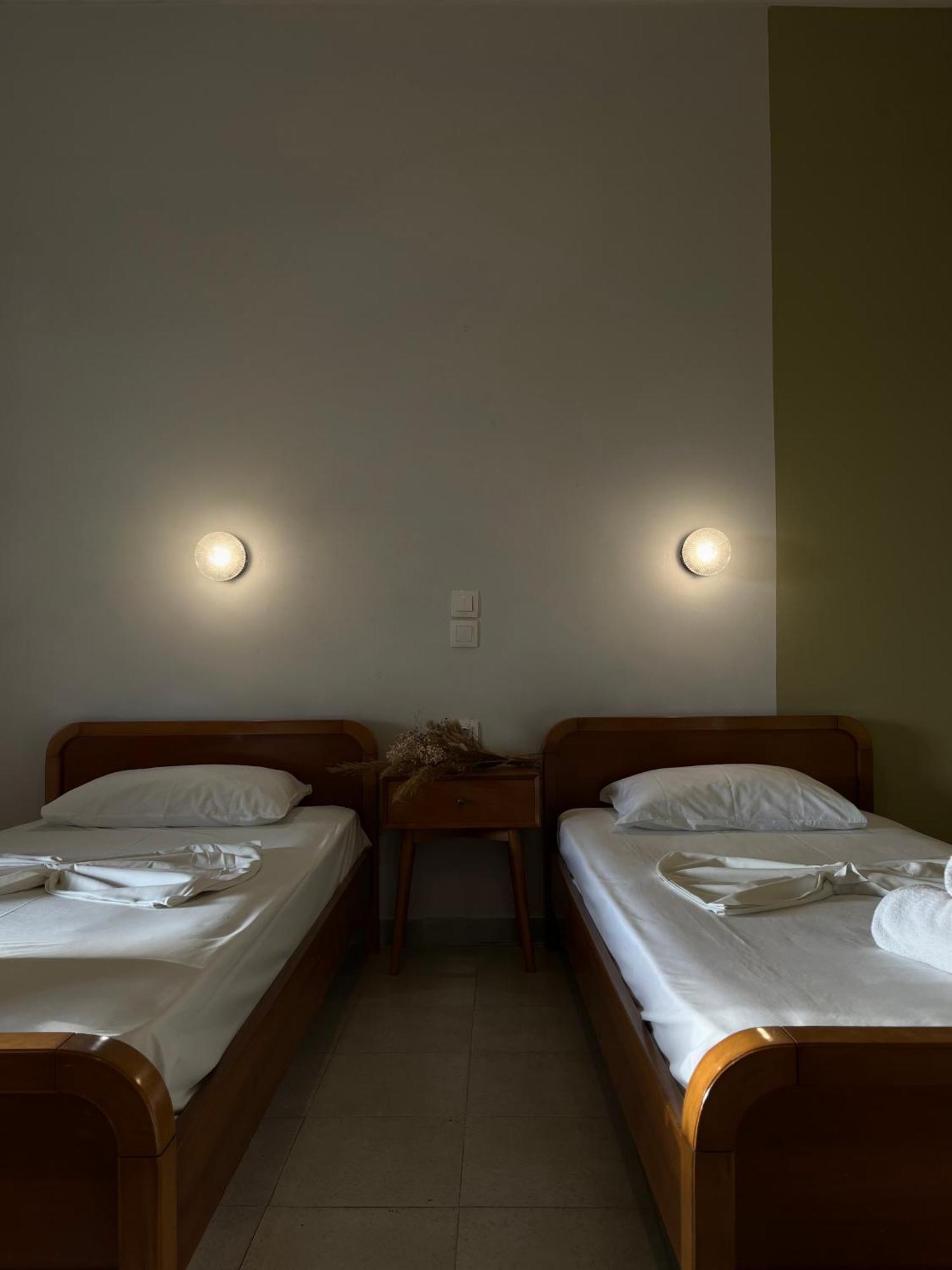 Papadatos Apts With Amazing View - 5Mins From The Beach Kontogialos Ngoại thất bức ảnh
